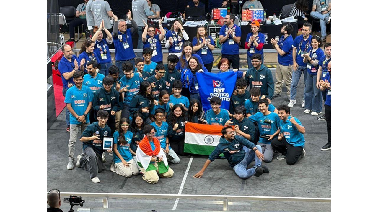 These Mumbai Teenagers Just Made Indian Robotics History. Three Years Running.