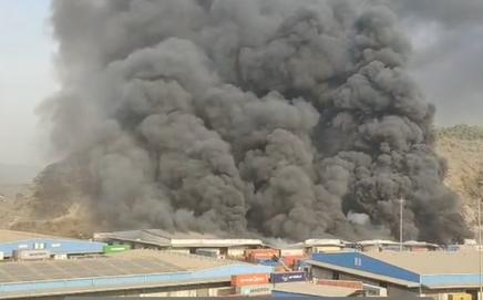 Fire engines from multiple agencies were rushed to the spot. Pic/Special Arrangement