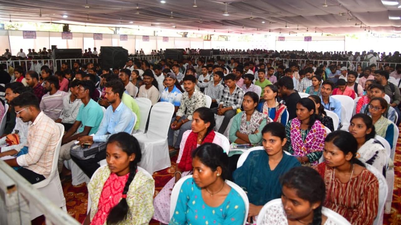 The officials said that such initiatives are part of ongoing efforts to promote development in Gadchiroli, where the influence of extremism has significantly reduced in recent years