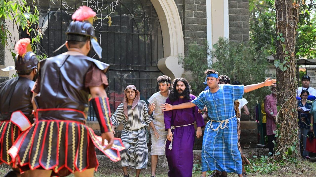 Processions and reenactments of the crucifixion, as seen in communities, allow devotees to experience the depth of His suffering and devotion