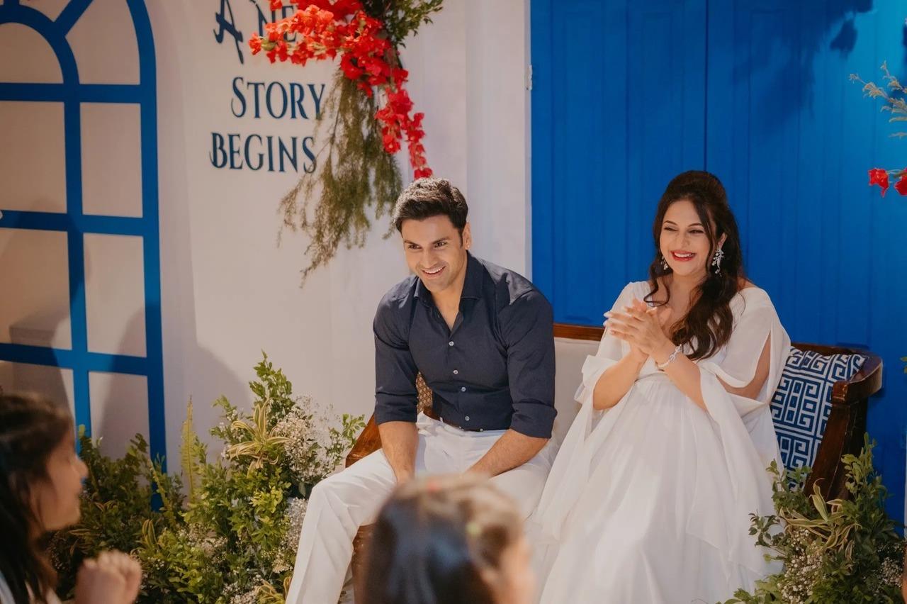 Divyanka and Vivek were seen enjoying a dance performance by kids at their baby shower.