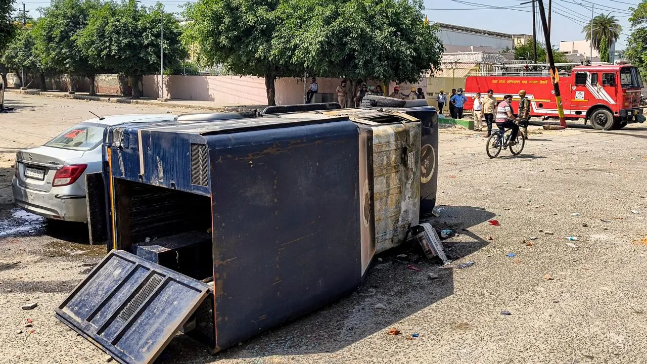 Noida worker protest turns violent; vehicles torched in Gautam Buddha Nagar