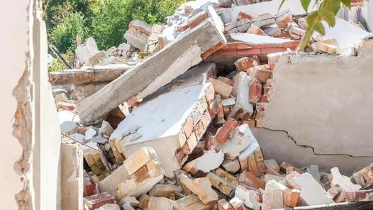 Mumbai: One dead after portion of structure collapses in Bhandup