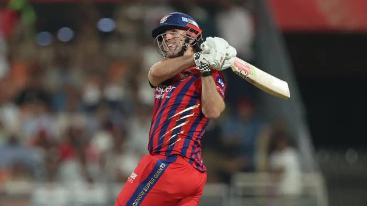 Marsh provides stability to LSG`s innings as they reach 102 runs in 10 overs