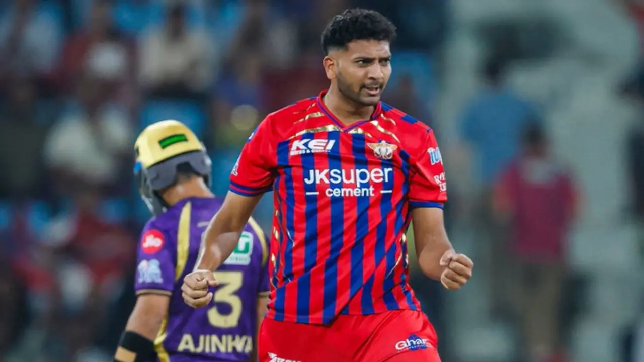 LSG's Moshin Khan celebrates a wicket during the IPL 2026 match (Pic: X/@LucknowIPL)