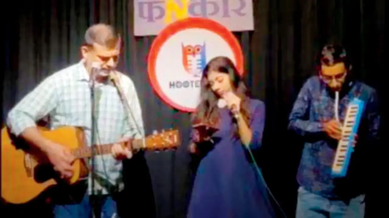 Thursday
The world’s a stageLooking to lay your 3 am notes app poetry bare? Hooted1ce’s Beyond The Lines Open mic sets its stage just for you. Whether you want to participate or simply bear witness to the evening’s musings, this soirée is for anyone who has a passion for live poetry and music.  
Time 8 pmAt Funkaar, Laxmi Industrial Estate, Andheri West.Log on to in.bookmyshow.comEntry Rs 257