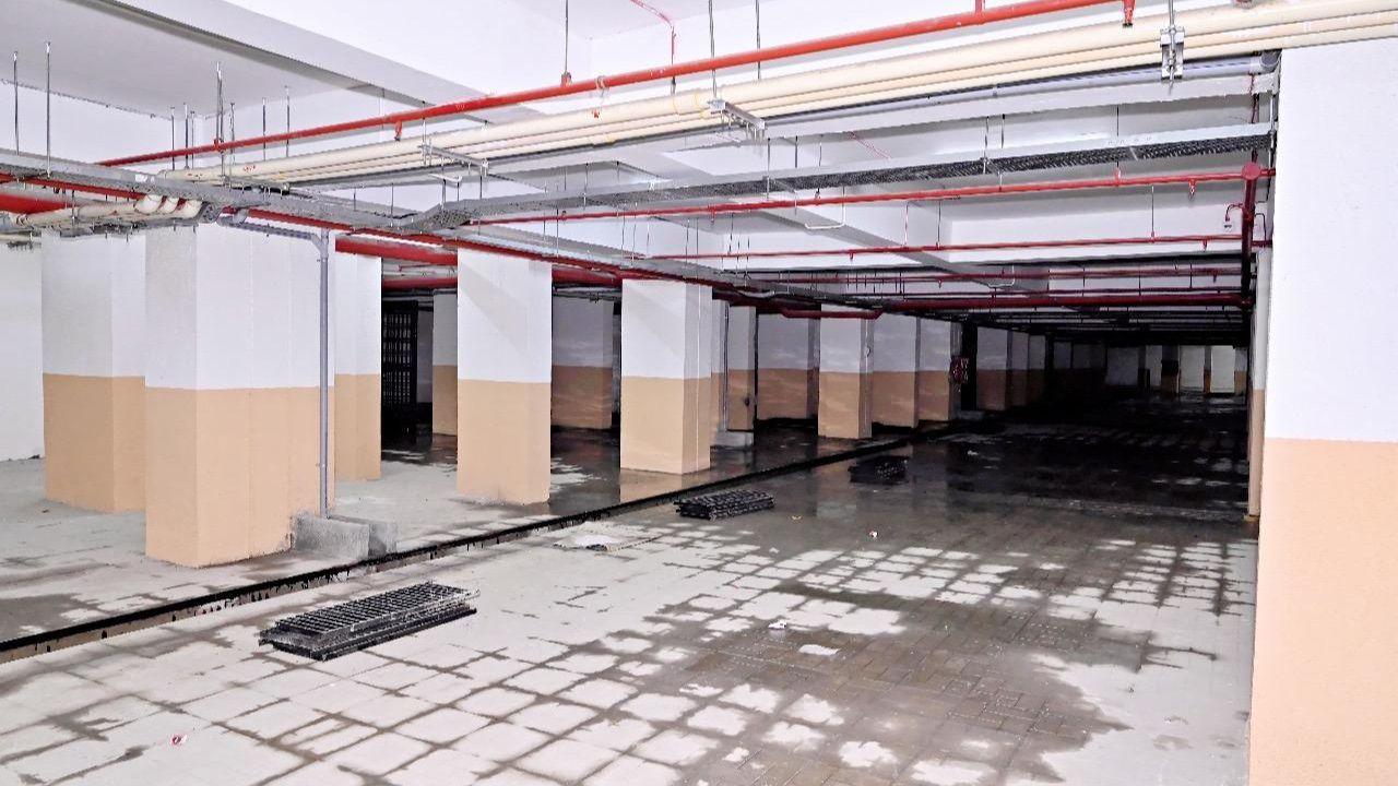 Residents of Siddharth Nagar in Goregaon, known as Patra Chawl, are still locked in a standoff with the Maharashtra Housing and Area Development Authority (MHADA) after the Bombay High Court set an April 2 deadline to accept newly allotted flats or risk losing them altogether