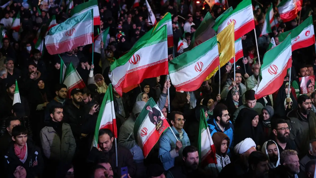 Iranians, in large numbers, were seen gathering on the streets of Tehran on Wednesday. Pics/ AFP