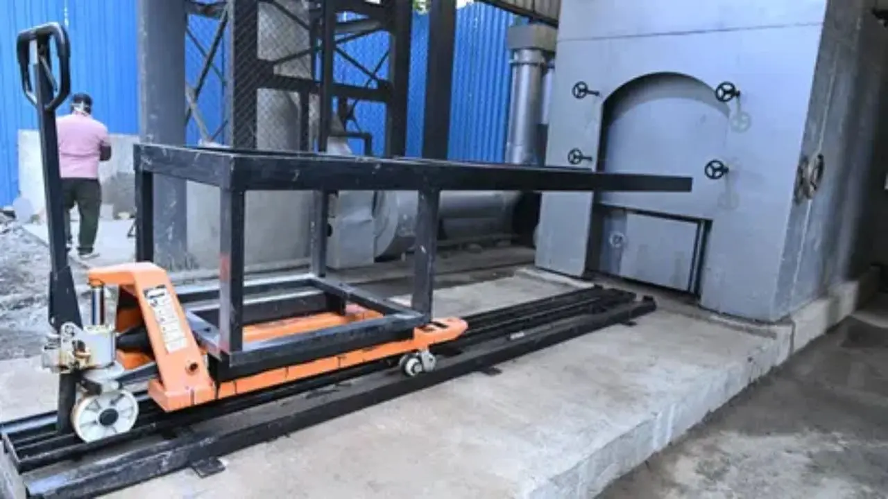 Mumbai LIVE: BMC opens cremation facilities for small animals at Mahalaxmi