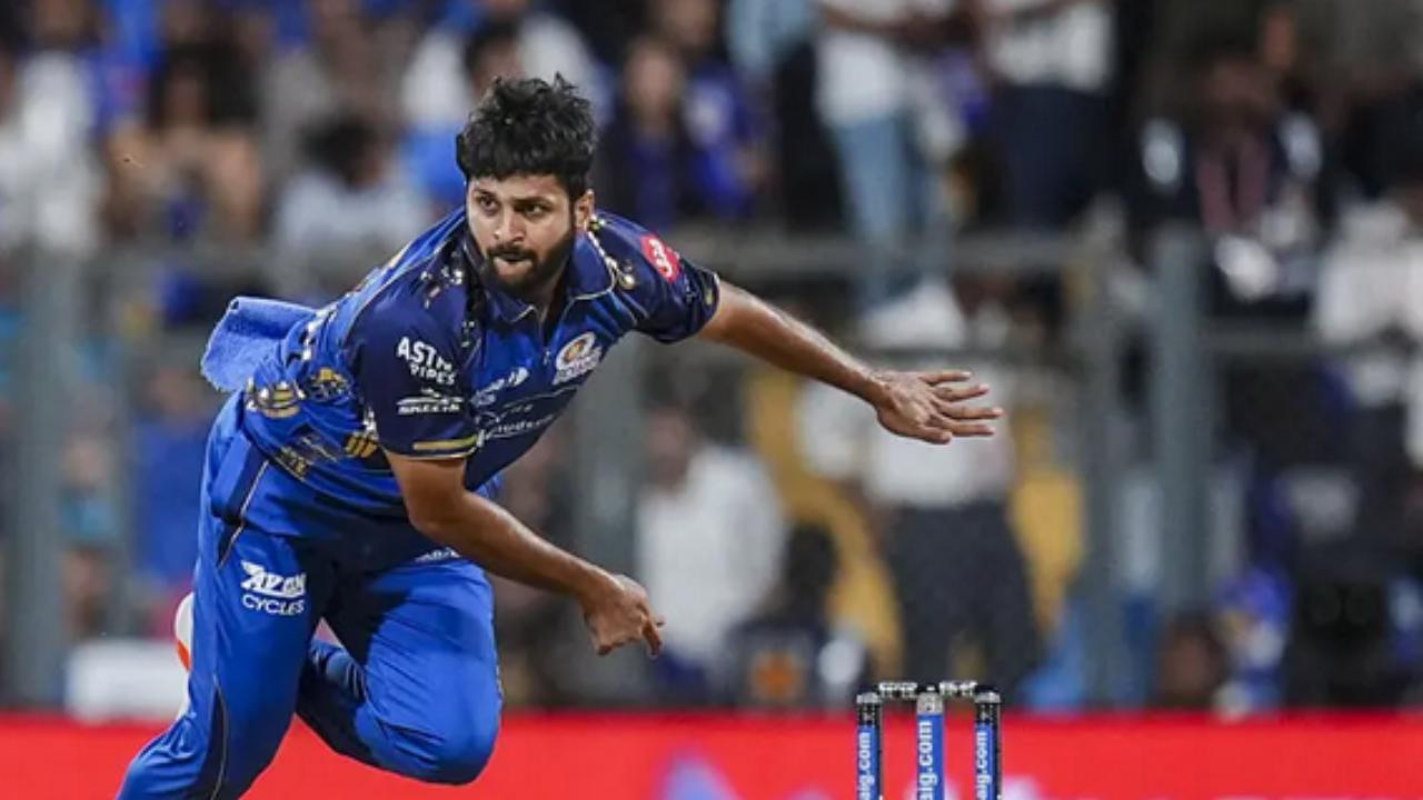 MI's Shardul Thakur, Trent Boult, Hardik Pandya, Mitchell Santner, and Shardul Thakur bagged one wicket each. Jasprit Bumrah and Mayank Markande went wicketless in the IPL 2026 match against RCB (Pic: File Pic)