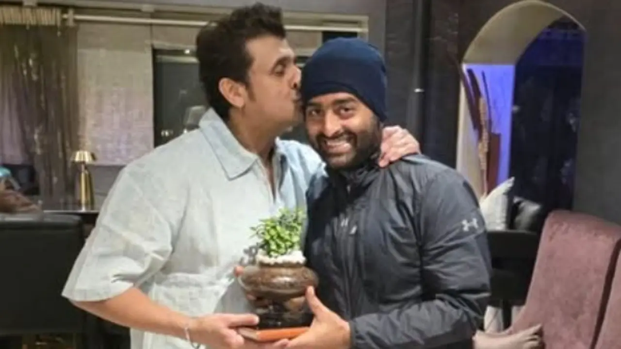 Sonu Nigam recalls Arijit Singh's visit to his home after 15 years