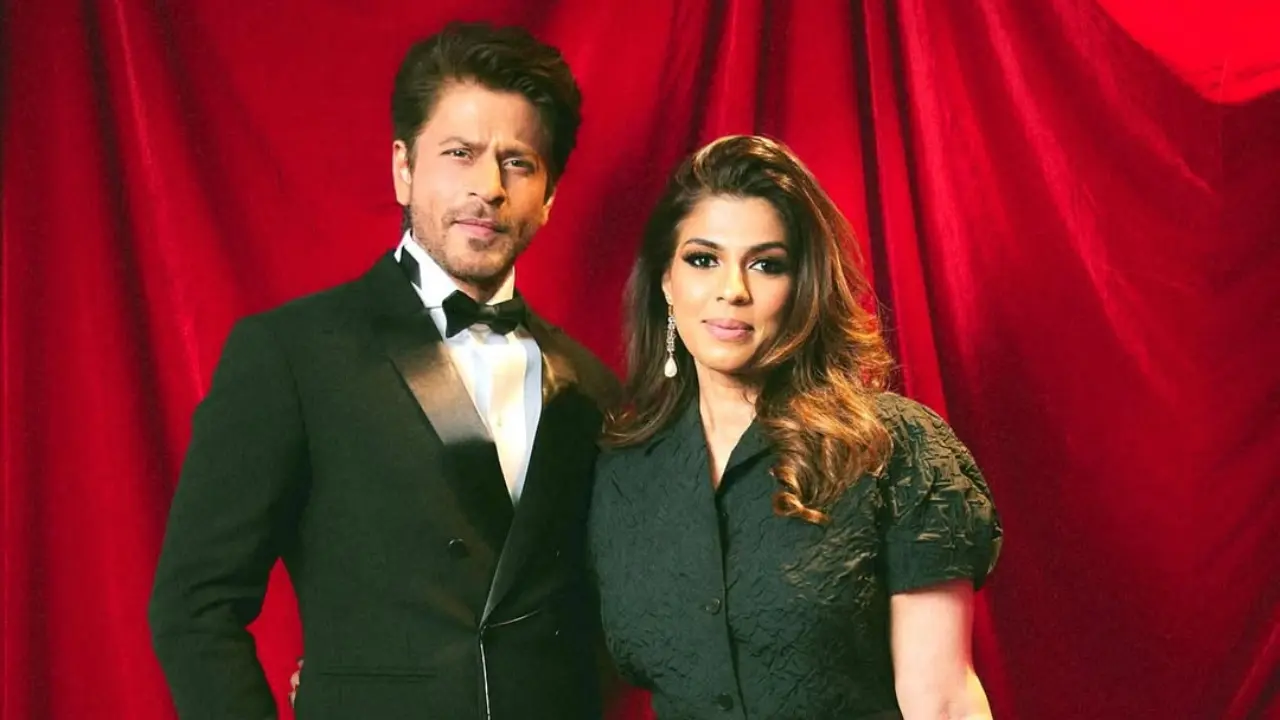 Shah Rukh Khan and Pooja Dadlani