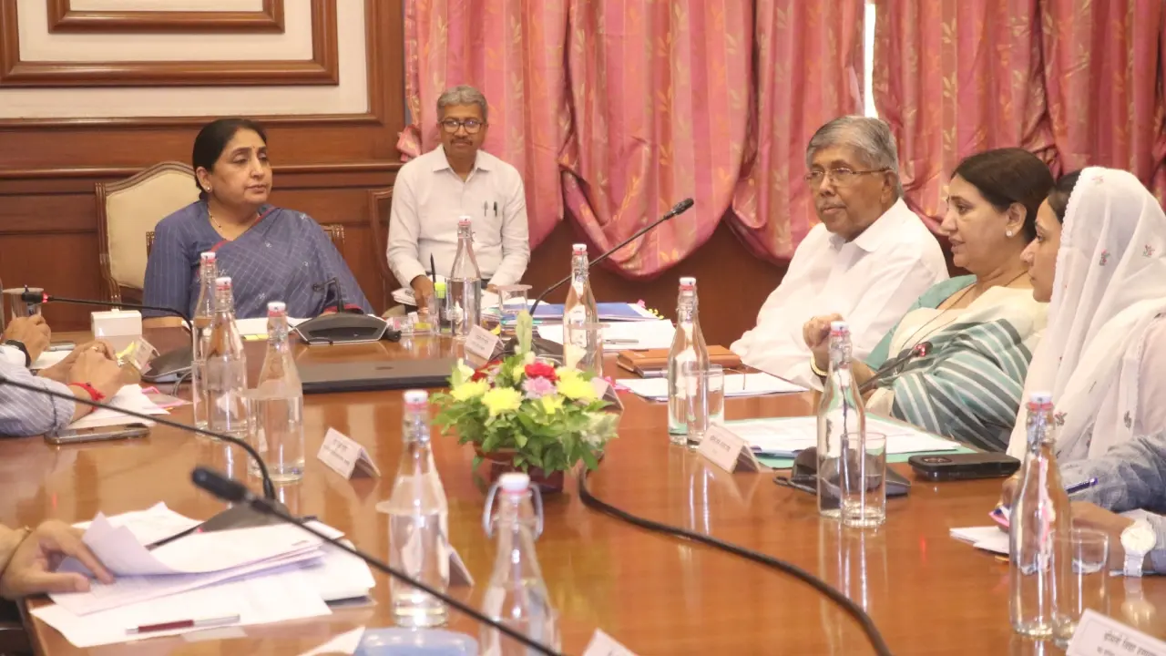 The directions were issued during a review meeting held at Sahyadri Guest House in Mumbai. Pic/Special Arrangement