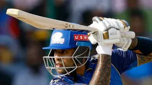 Suryakumar Yadav's half-century helps Mumbai Indians cruise to 162 runs
