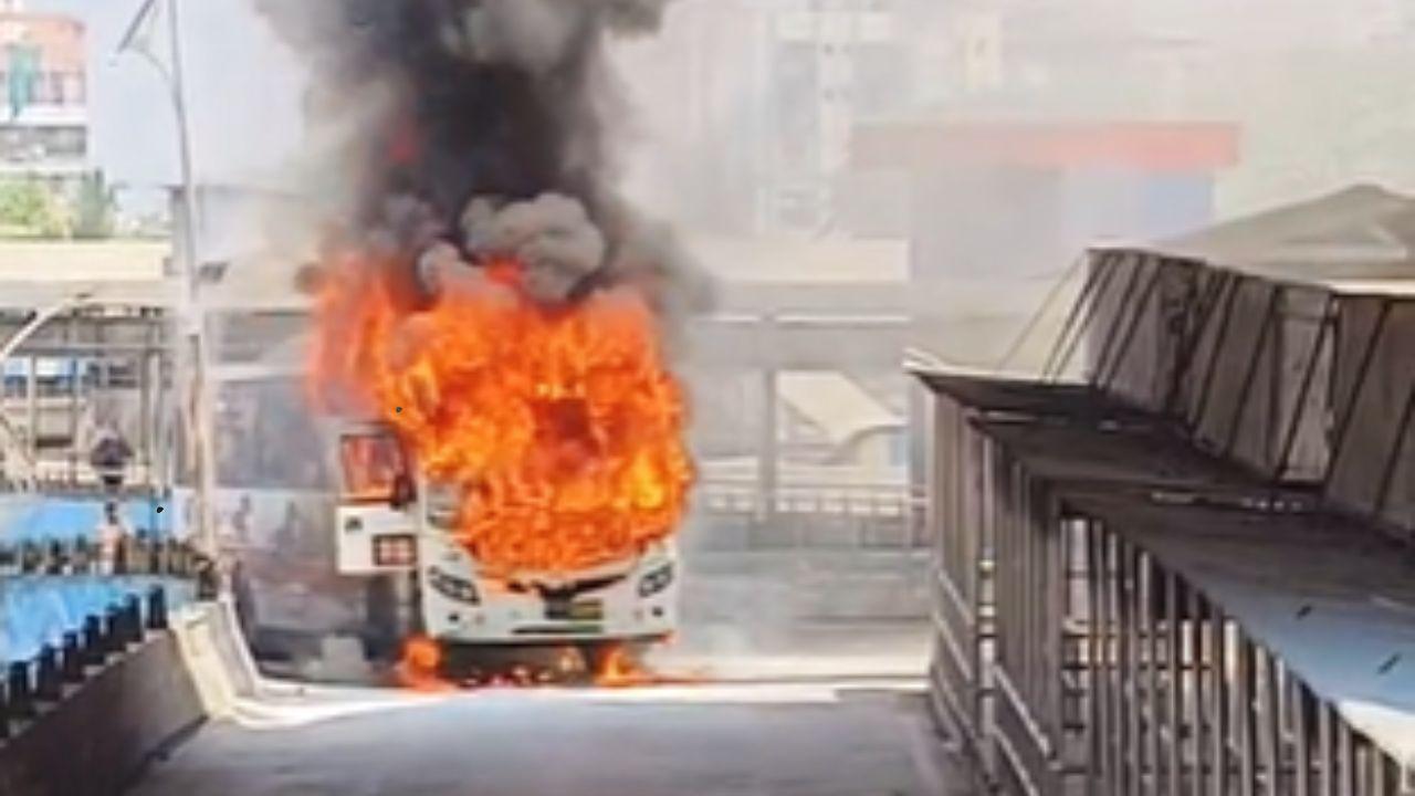 The private bus was en route from Swargate to Vasai when the incident occurred