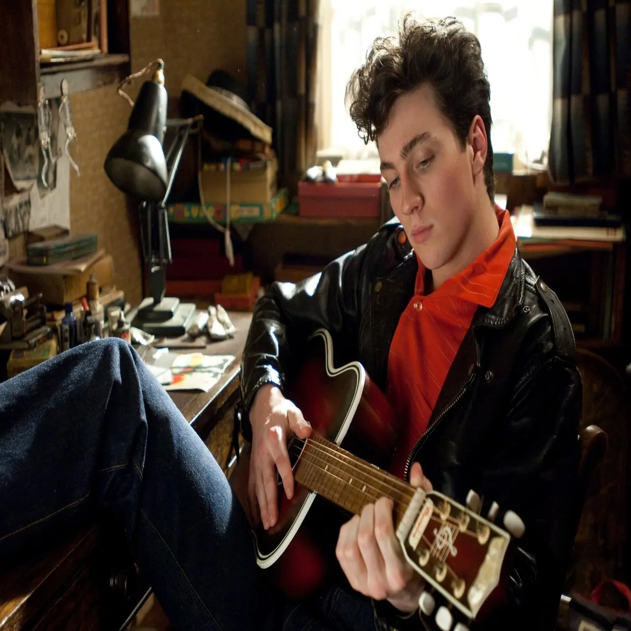 Nowhere Boy (2009)
Aaron Taylor-Johnson's portrayal shed light on John Lennon's troubled relationship with his mother, the creation of his first band, The Quarrymen and its evolution into The Beatles