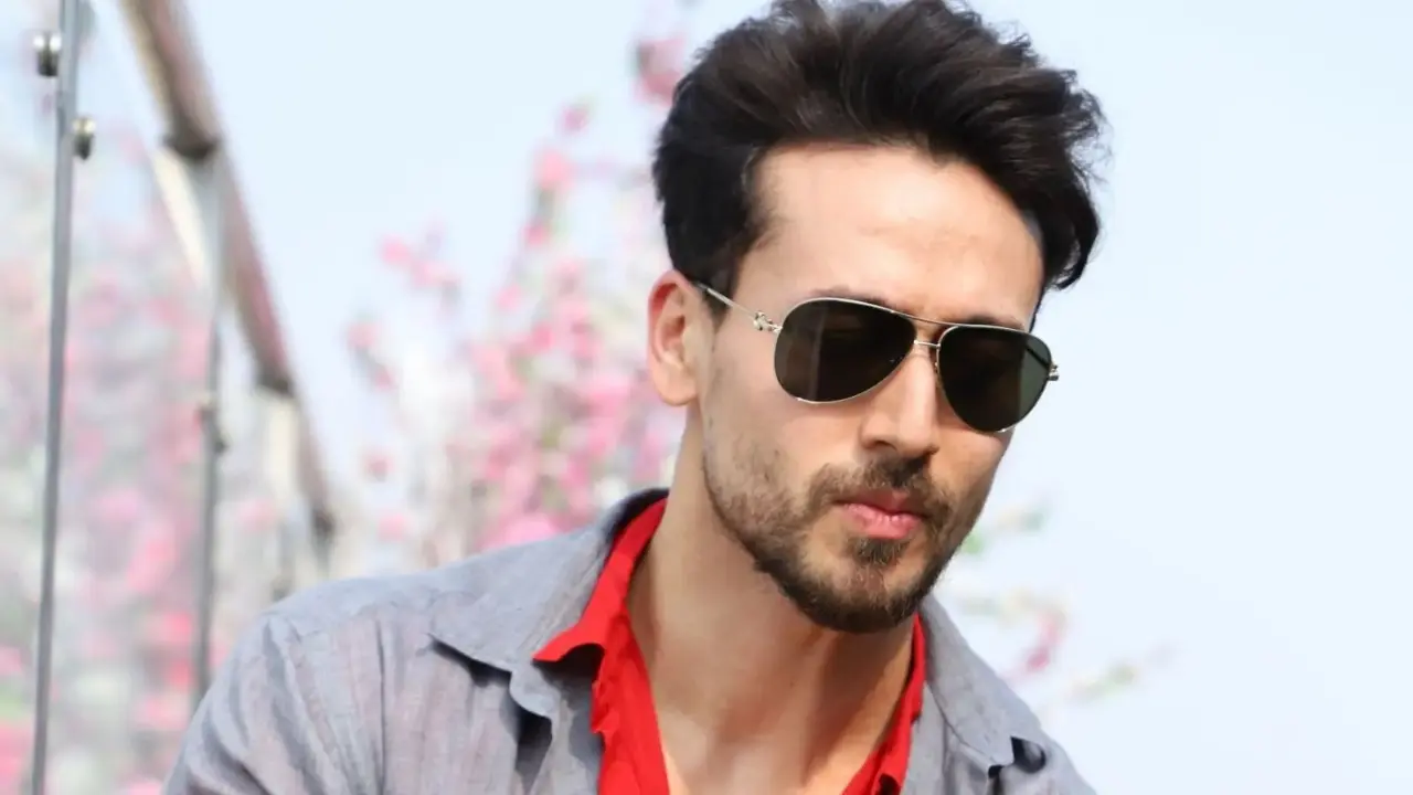 Watch: Tiger Shroff does the moonwalk in tribute to Michael Jackson