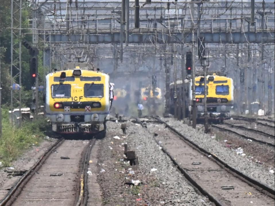 Sunday mega block: Mumbai's Harbour, Trans Harbour train services affected