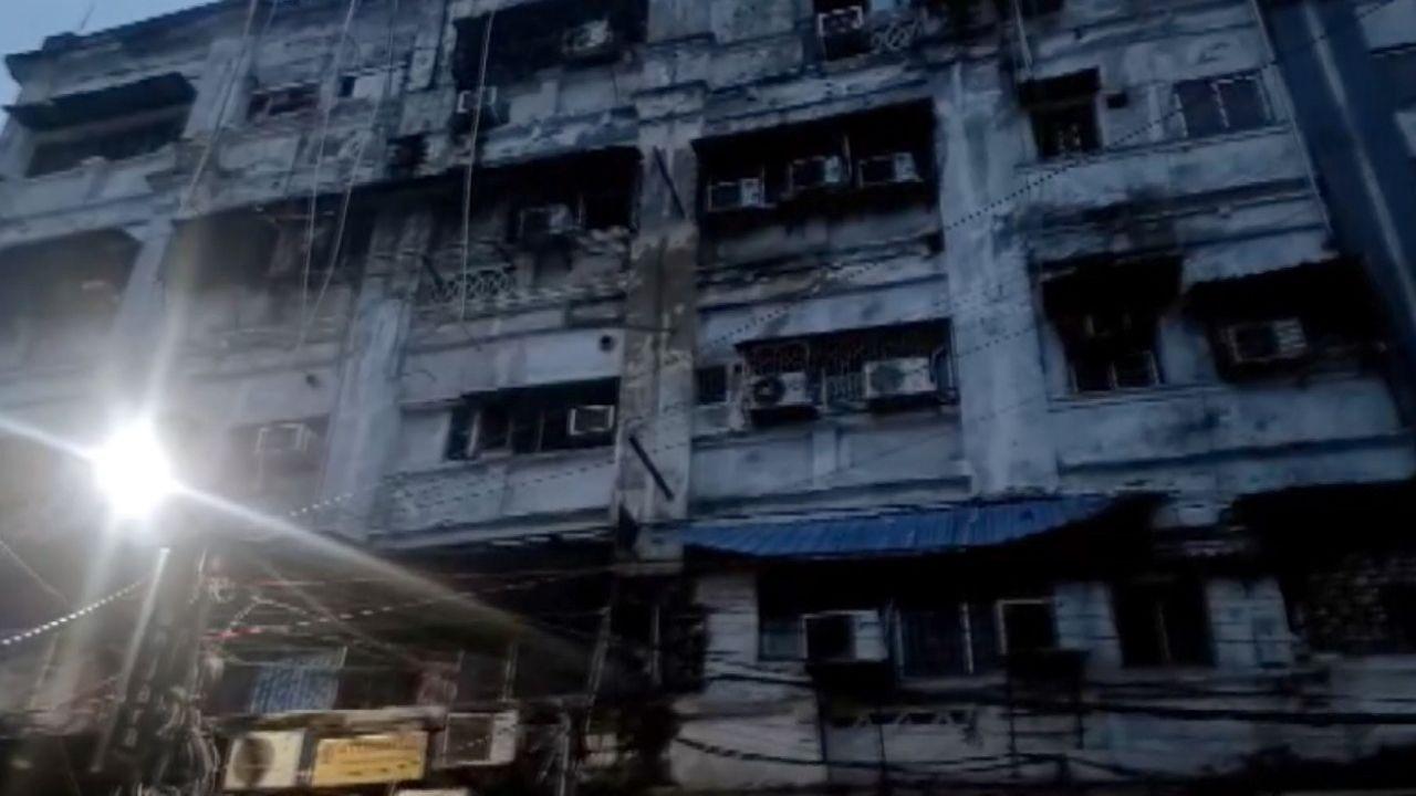 IN PHOTOS: Kolkata hotel fire claims 9 lives; fire safety under scanner At least 9 persons, including a child and a woman, were killed as a major fire broke out at a hotel on Mirza Ghalib Street in Kolkata