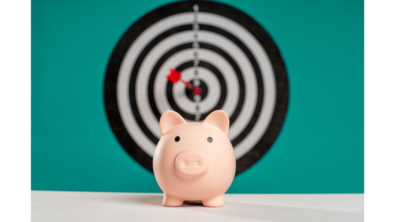 How much should you really invest every month to hit your goal ? SIP calculator.