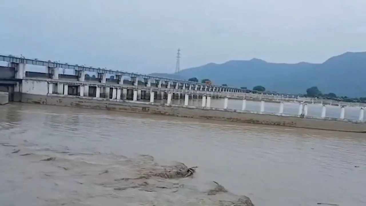 Nepal floods: No impact on Gandak River in Bihar yet, Gopalganj residents say The Gandak flows from Nepal. PIC/PTI
