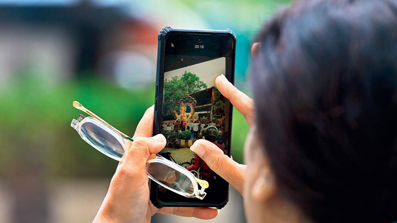 For many Mumbaikars, the arrival of Ganpati idols is an eagerly awaited moment, signalling the approach of the city's much-loved Ganeshotsav For many Mumbaikars, the arrival of Ganpati idols is an eagerly awaited moment, signalling the approach of the city's much-loved Ganeshotsav