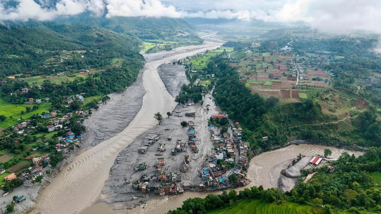 Nearly 80 Maharashtra tourists stranded in Nepal floods as govt verifies list Pic/AFP