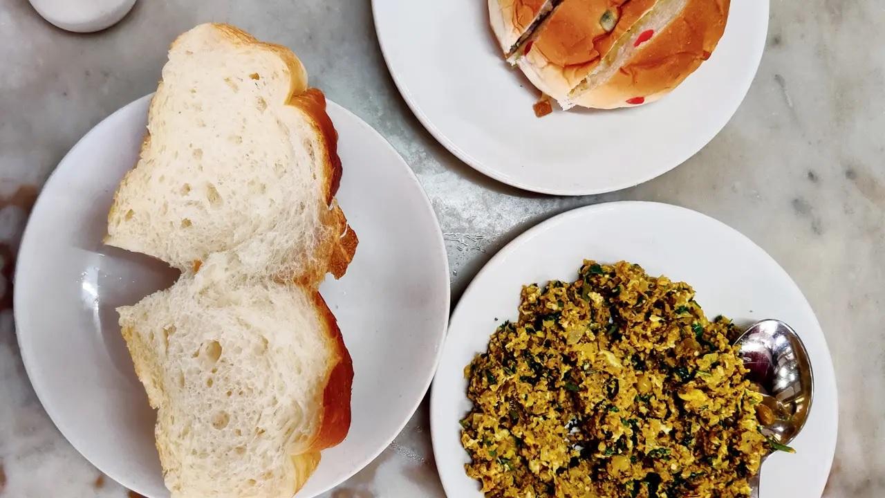 Causeway&rsquo;s iconWhile a recent visit from Christopher Nolan, Tom Holland, and Matt Damon has brought fresh buzz to this Colaba staple, the true star remains their legendary keema pav. They serve a unique hara keema. The fresh herbs cut through the heavy spice, offering a vibrant burst of freshness in every single bite.
At Olympia Coffee House, Shahid Bhagat Singh Road, Scindia Society, Police Colony, Apollo Bunder, Colaba.&nbsp;Cost Rs 110 (half plate); Rs 220 (full plate)