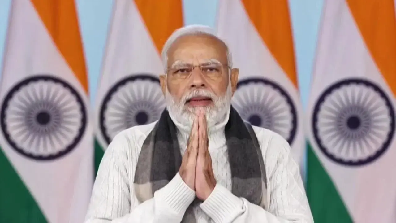 PM Modi, Murmu, Rahul, Priyanka Gandhi, Kharge, Yogi extend Onam, Eid greetings