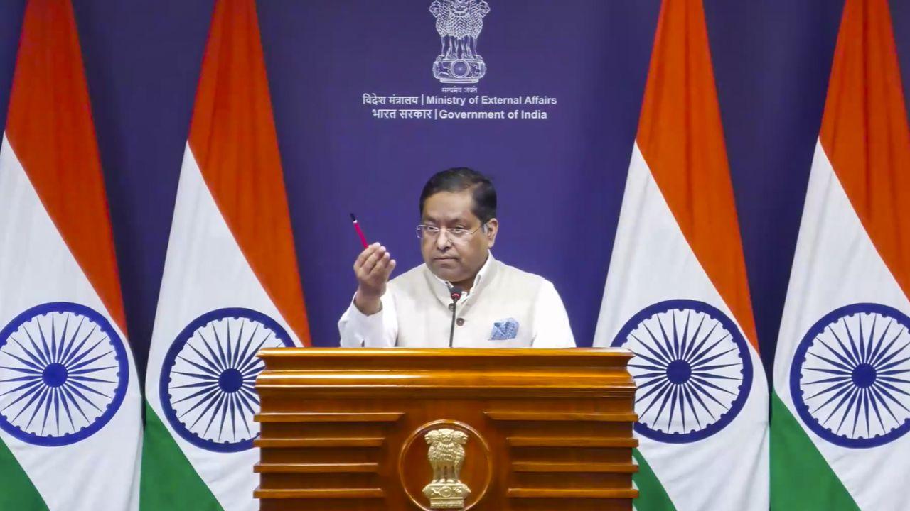 PoJK polls a 'complete farce', Pakistan answered dissent with bullets: MEA Ministry of External Affairs Spokesperson Randhir Jaiswal addresses a bi-weekly media briefing, in New Delhi. PIC/PTI