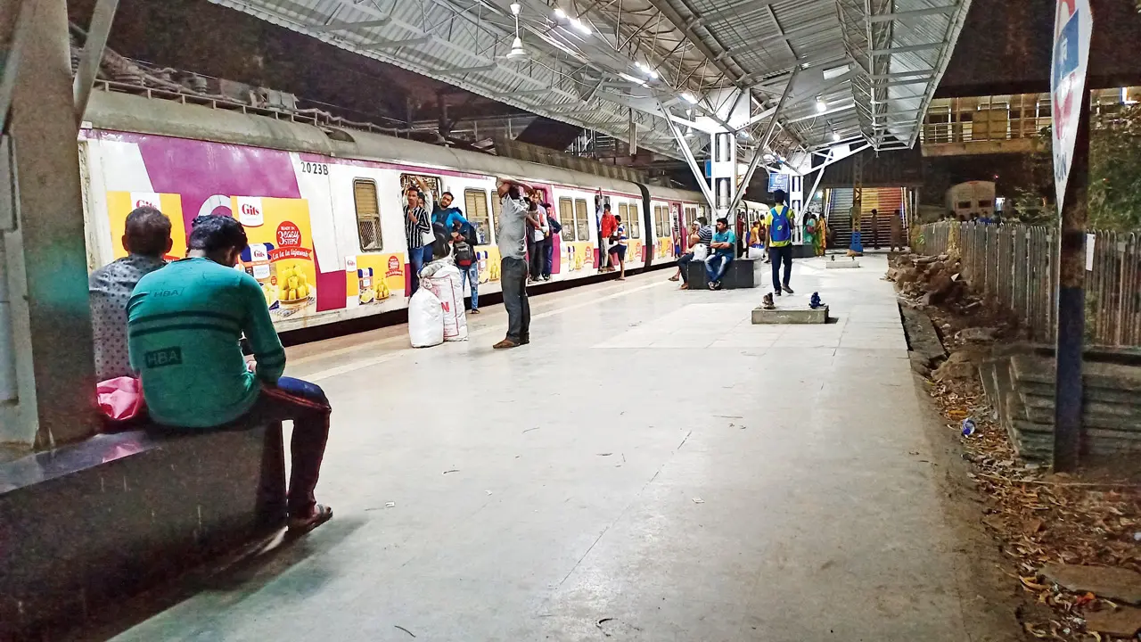 Sion railway station: Doctor rescued from high-tension tower after job dispute The Sion railway station premises. File Pic/Rajendra B Aklekar