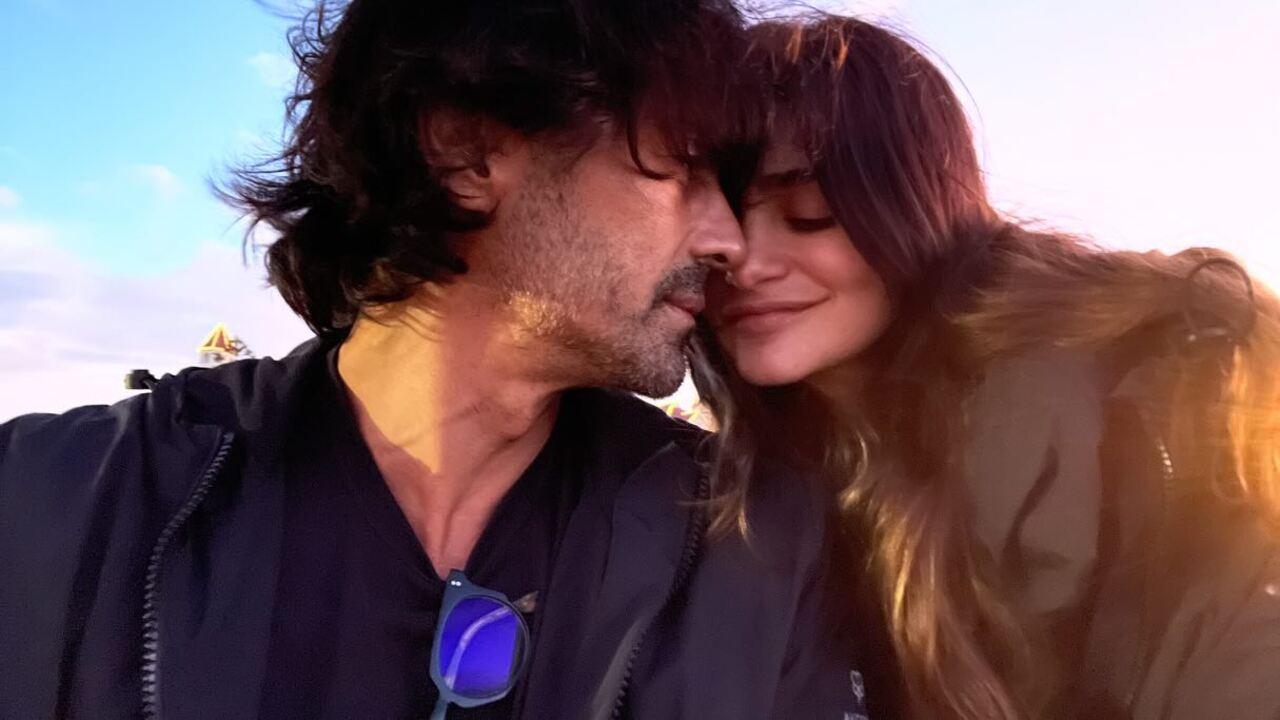 There was a time when Arjun Rampal and Gabriella Demetriades would avoid being photographed together by the paparazzi. However, around August 2018, the couple stopped dodging the cameras and began appearing more openly together.