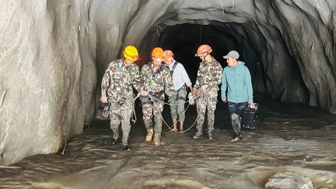 尼泊尔洪水:Rasuwagadhi 隧道搜查后 93 名工人仍下落不明