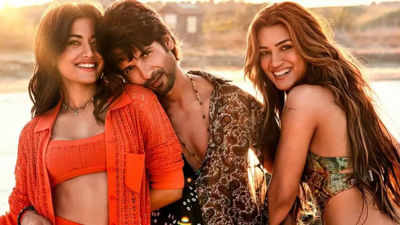 Cocktail 2 (August 14, Netflix)
It follows Kunal (Shahid Kapoor) and Diya (Rashmika Mandanna), a live-in couple of ten years whose relationship unravels on an Italian vacation when Diya asks her free-spirited friend Ally (Kriti Sanon) to test Kunal's loyalty, triggering an emotional love triangle.