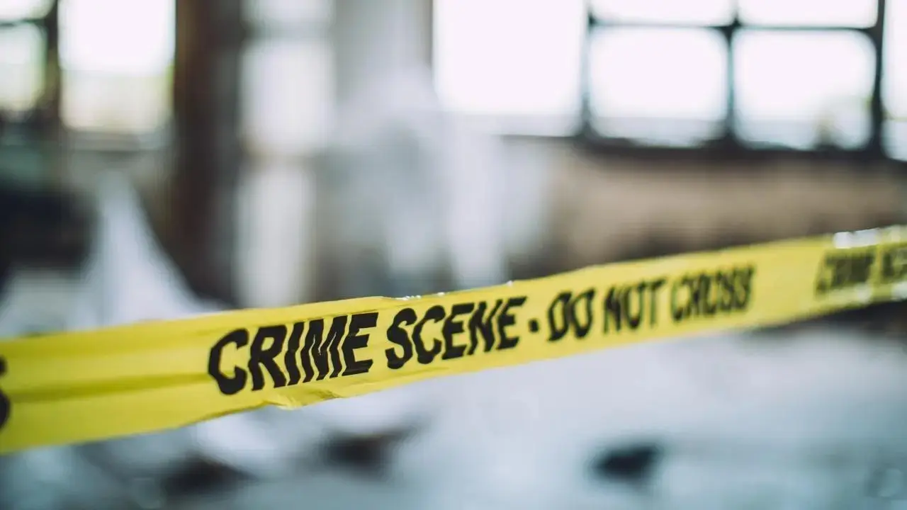Mumbai woman stabbed to death by husband; suspect flees from hospital Police said the accused allegedly fled the hospital soon after doctors declared his wife dead. Representational Pic/File