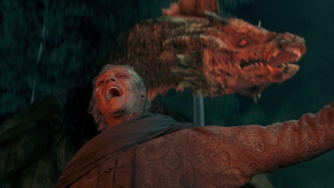 Sunfyre's resurrection
Aegon II's relationship with Sunfyre remained one of the season's most tragic dragon-rider stories. After the devastation they suffered, every glimpse of the pair carried the weight of survival, loyalty and the brutal cost of the Dance Sunfyre's resurrection
Aegon II's relationship with Sunfyre remained one of the season's most tragic dragon-rider stories. After the devastation they suffered, every glimpse of the pair carried the weight of survival, loyalty and the brutal cost of the Dance