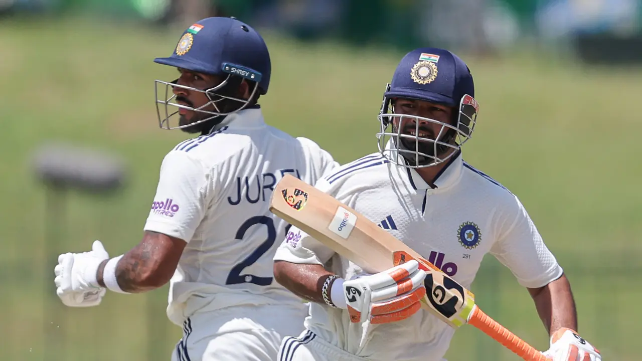 Pant, Jurel complete half-centuries; Team India reach 419 runs at lunch on Day 2 Dhruv Jurel, Rishabh Pant (Pic: X/@BCCI)