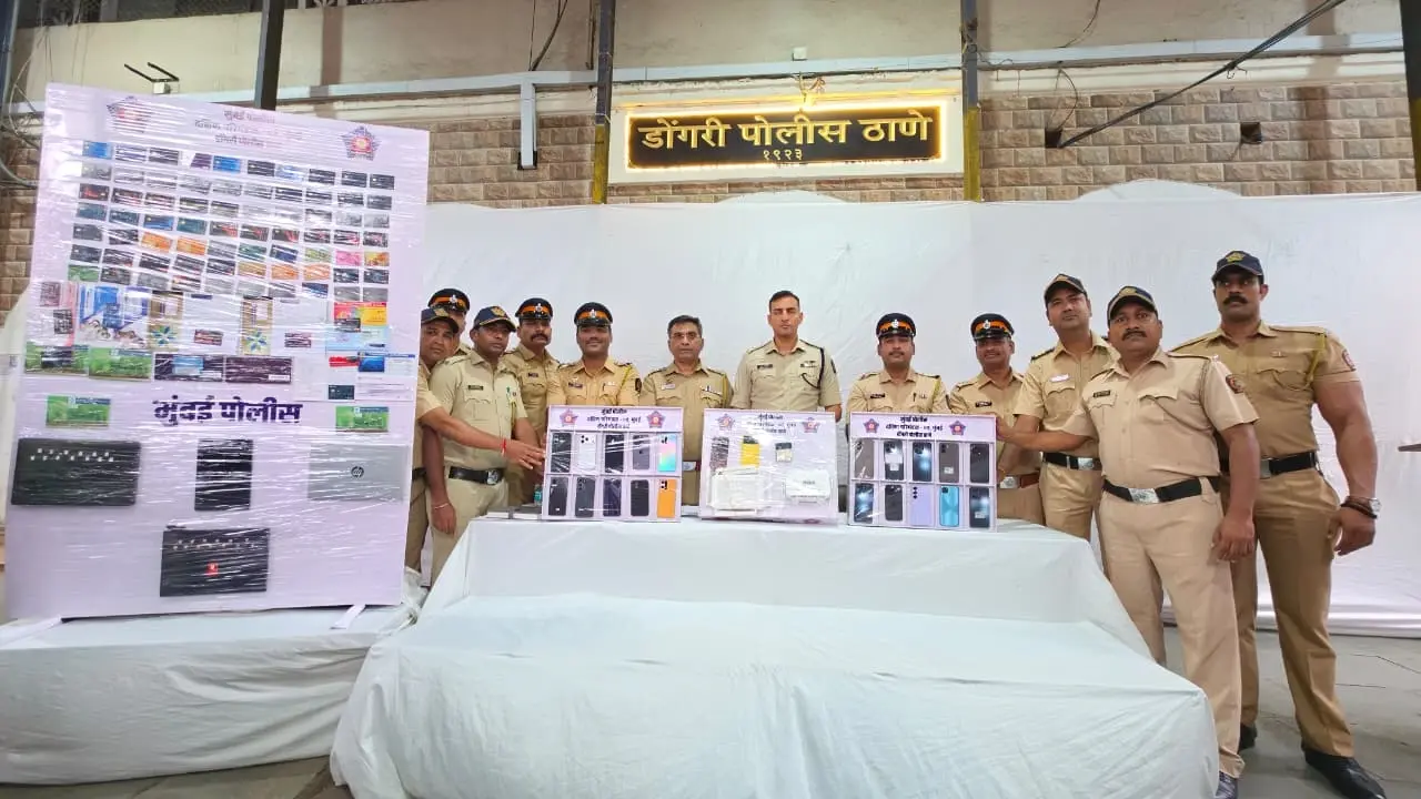 Mule account racket busted in Mumbai, cops seize 40 debit cards; three held The investigation began after Dongri Police received confidential information about the alleged network. Pic/Mumbai Police