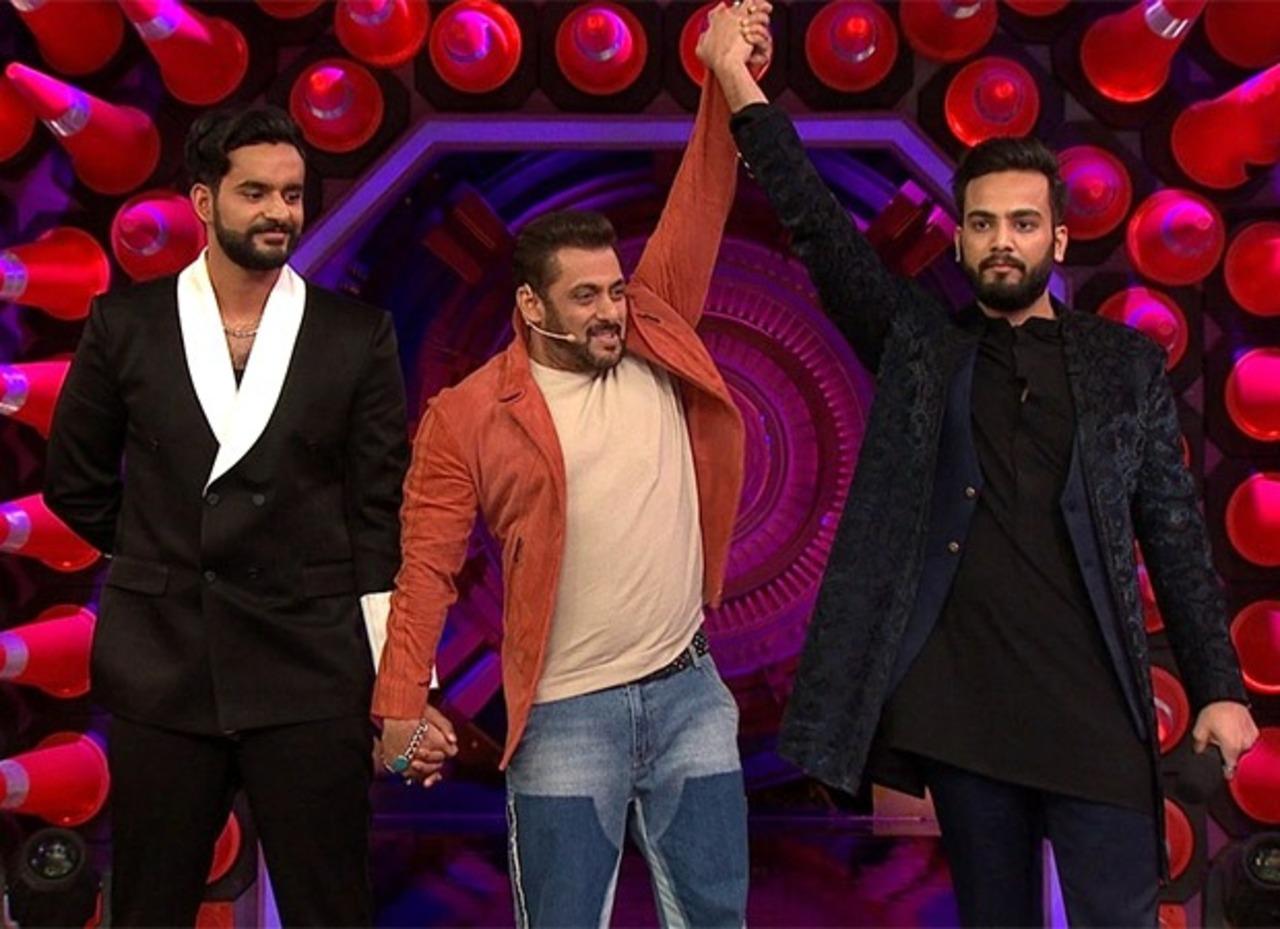 Wildcard contestant controversy: Abhishek faced backlash after expressing his belief that wildcard contestants should not win a reality-show trophy. During family week, he shared the opinion with his mother while referring to Elvish Yadav&rsquo;s late entry into Bigg Boss. Viewers accused him of arrogance, while Salman Khan also criticised what he perceived as Abhishek&rsquo;s overconfidence and sense of entitlement.