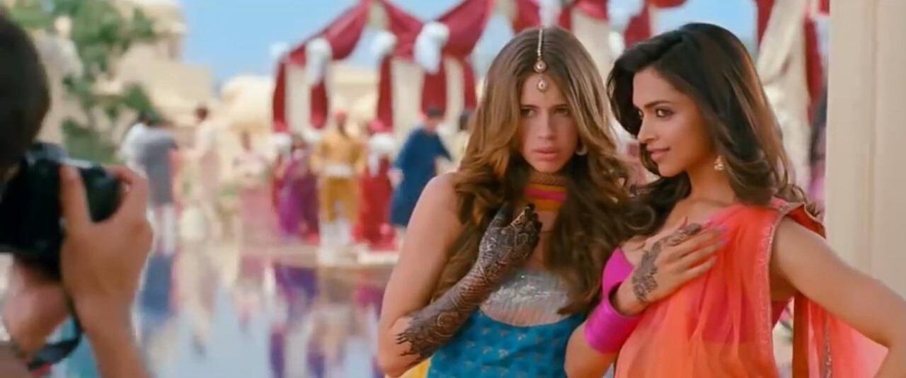 Naina and Aditi in Yeh Jawaani Hai Deewani
Naina and Aditi's duo was what an introvert and extrovert pair who balance each other out through life's ups and downs looks like.
