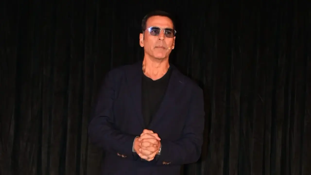 Akshay Kumar’s hilarious reaction to the pan masala ad jibe goes viral