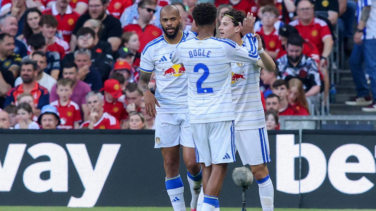 Joshua Zirkzee gave United the lead in the first half before it was cancelled out by United States international Brenden Aaronson.