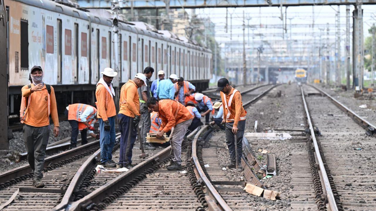 Mumbai local train updates: Mega block on Sunday to disrupt Main, Harbour Line CR said the mega block is necessary to carry out critical maintenance and infrastructure work. File Pic