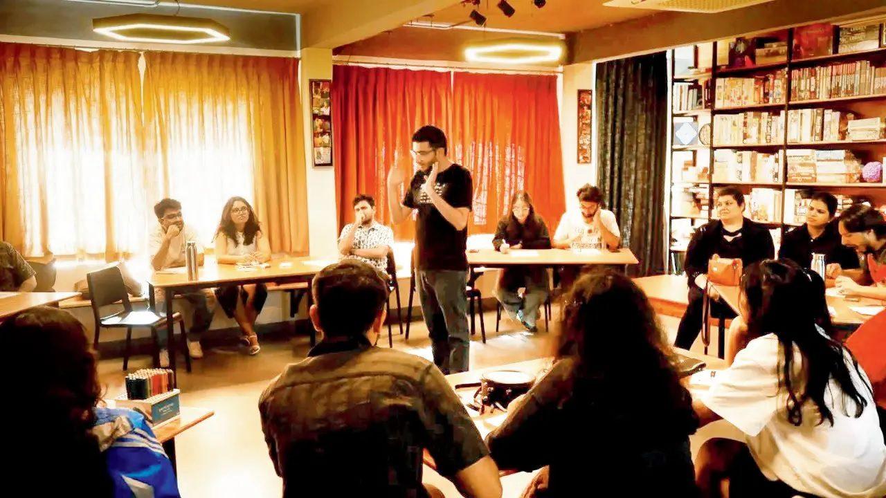 FridayMurder mysteryEVENT: Step into a murder mystery at a Bandra bookstore, where you’ll examine clues, uncover secrets and put your detective skills to the test during an immersive evening.Time 8 pm to 10 pmAt Fictionary Bookstore and Cafe, Bandra West. Log on to pay.fictionaryEntry Rs 800 per person FridayMurder mysteryEVENT: Step into a murder mystery at a Bandra bookstore, where you’ll examine clues, uncover secrets and put your detective skills to the test during an immersive evening.Time 8 pm to 10 pmAt Fictionary Bookstore and Cafe, Bandra West. Log on to pay.fictionaryEntry Rs 800 per person
