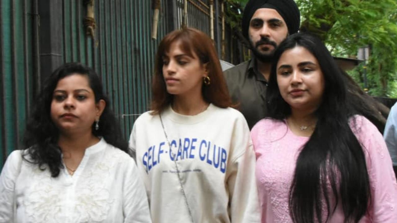 Congress seeks withdrawal of FIRs against NEET protesters, action over threats According to the Mumbai Youth Congress, Rhiya Ahir has faced repeated threats on social media after the protest. Pic/Special Arrangement