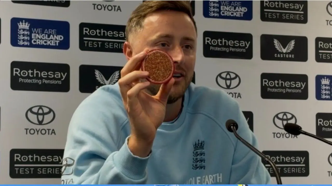 Robinson and Tongue split match ball after taking 10 wickets on Day 1 at Headingley Ollie Robinson (Pic: X/@thervd)
