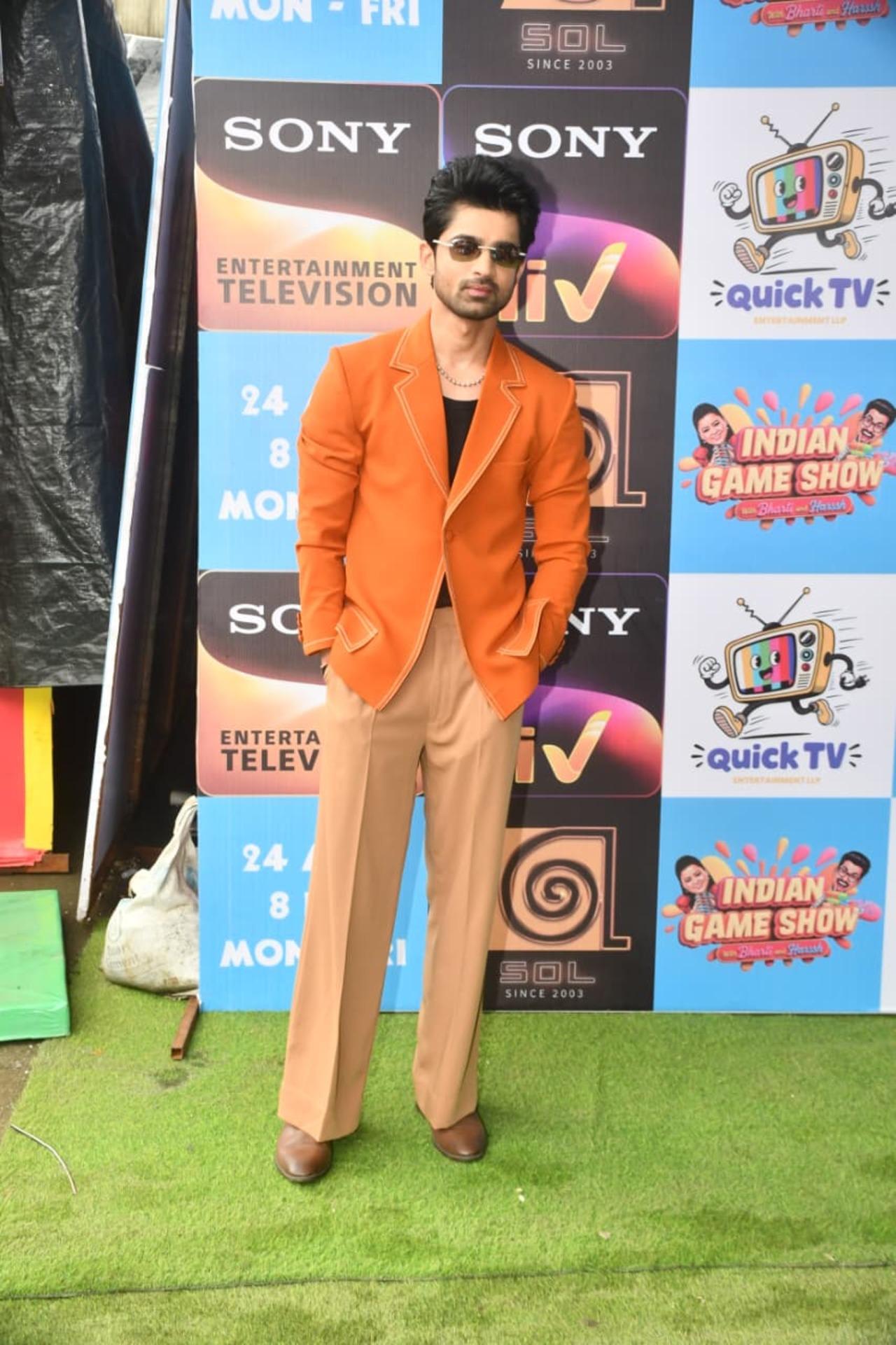 A rustic blazer and beige pants is all you need like Abhishek Kumar to nail that dapper look for Bharti Singh's Indian Game Show, are you all excited for it?