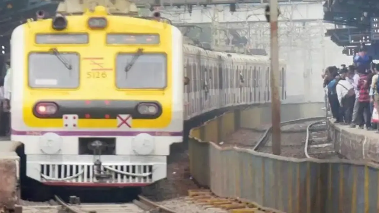 Central Railway takes charge of 14 Navi Mumbai suburban stations from CIDCO With the takeover, all 14 stations will come under the direct administrative control of Central Railway. Representational Pic