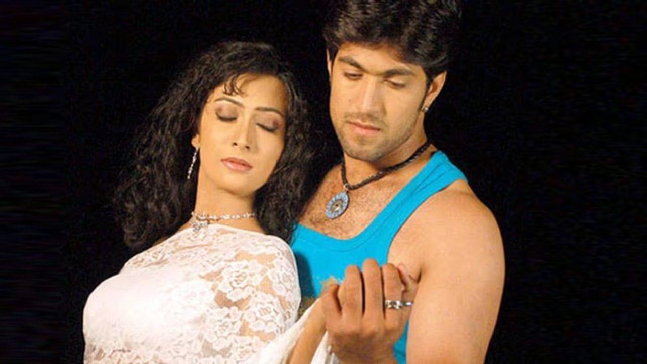 Jambada Hudugi (2007)Yash made his feature film debut with this Kannada drama, marking his official entry into cinema. Though his role was relatively early in his career, the film became the foundation for his journey in the Kannada film industry.