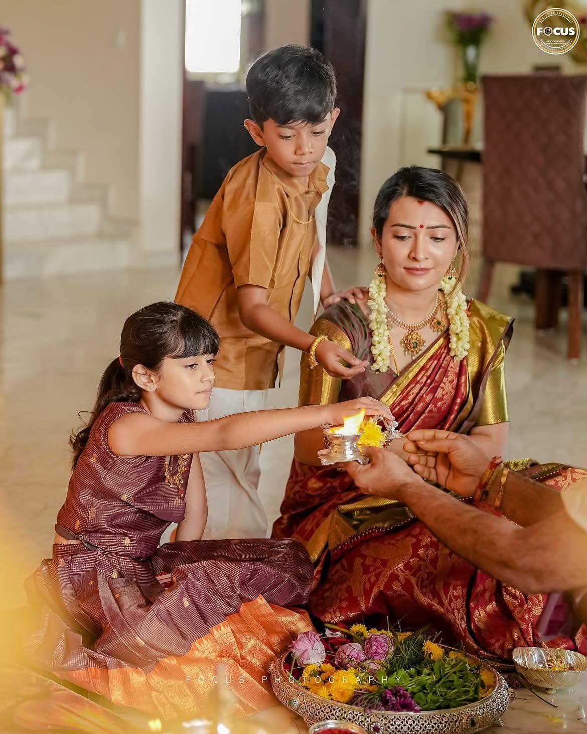 Designed by interior designer Saniya Sardhariya, the home blends contemporary design with interesting Indian touches throughout. Designed by interior designer Saniya Sardhariya, the home blends contemporary design with interesting Indian touches throughout.
